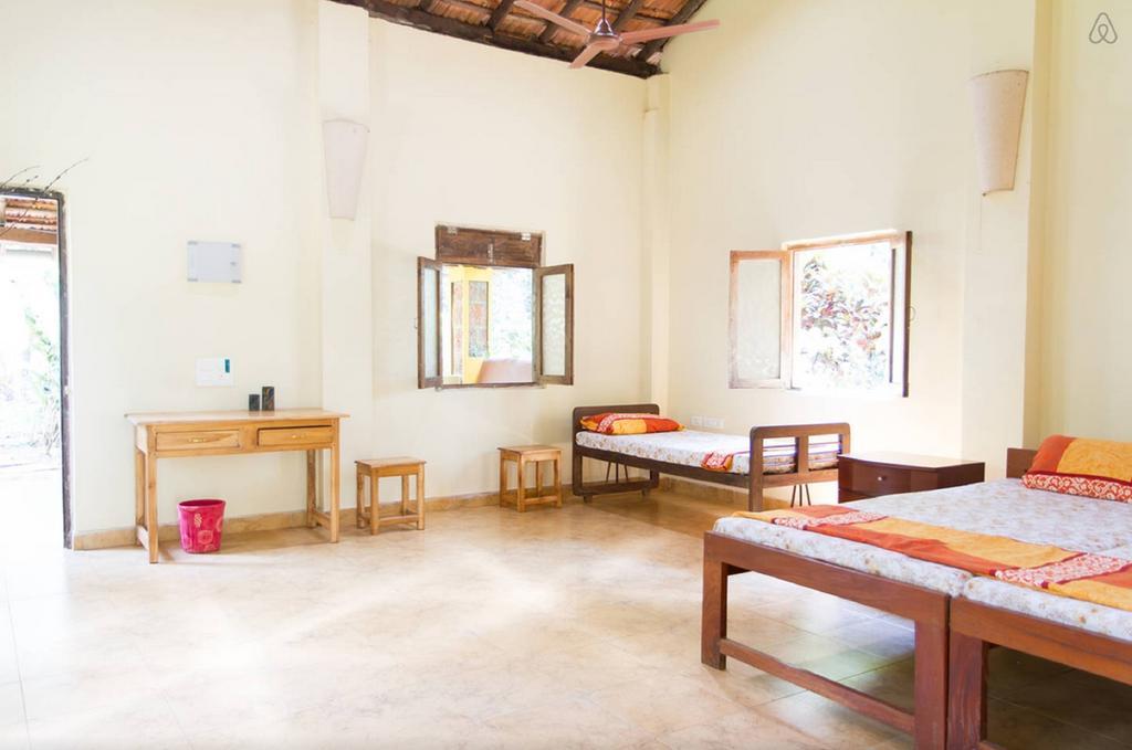 Dudhsagar Plantation Villa Cormonem Room photo